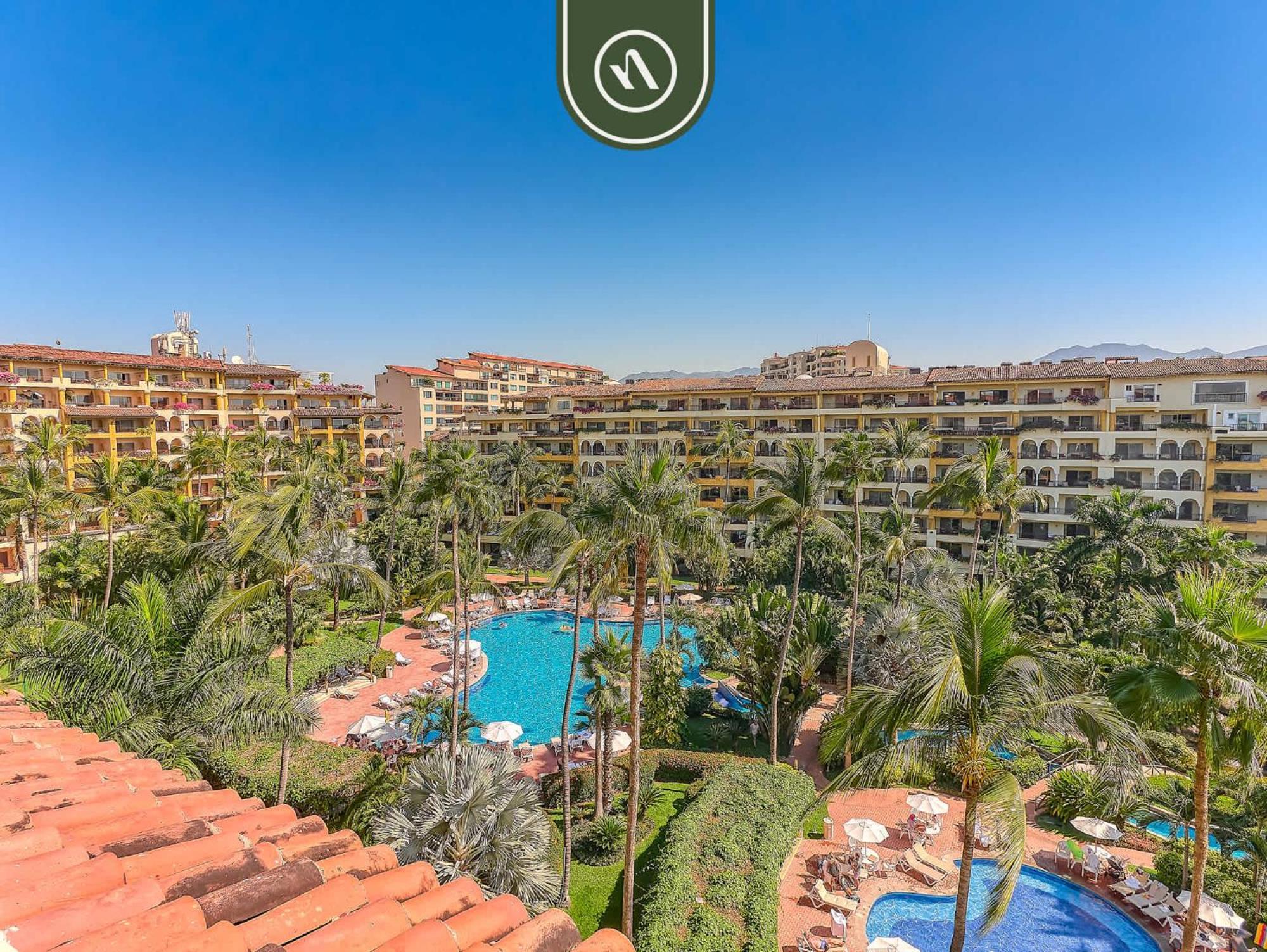 Beachfront 2 Bedroom Condo - Beach - Pools - Tennis ปูแอร์โตบาญาร์ตา ภายนอก รูปภาพ