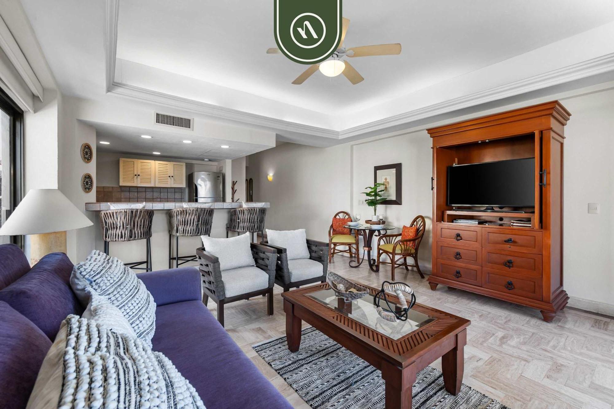 Beachfront 2 Bedroom Condo - Beach - Pools - Tennis ปูแอร์โตบาญาร์ตา ภายนอก รูปภาพ